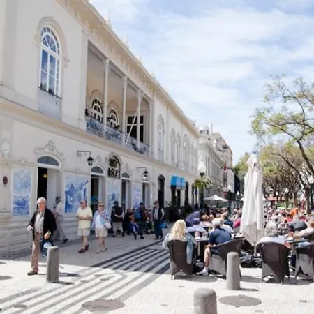- Garden - Free Parking & Ac Apartamento
